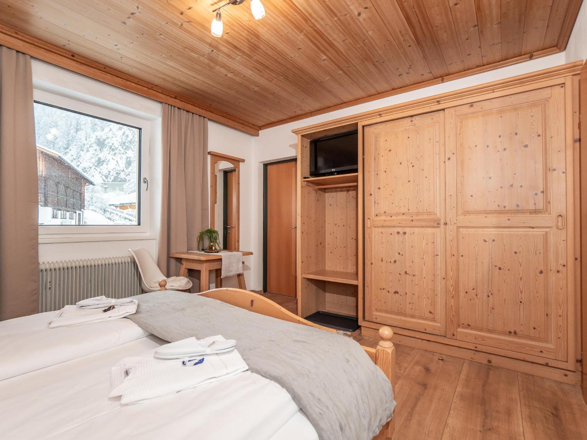 Haus Becken Hotel Sankt Jakob in Defereggen Ngoại thất bức ảnh